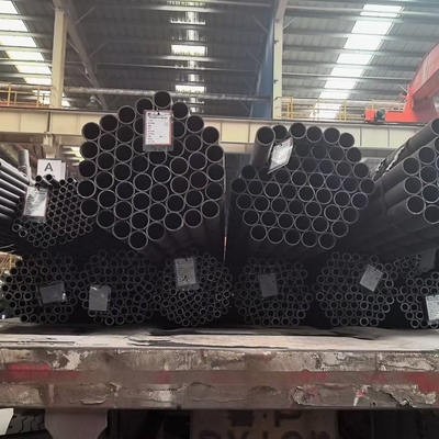 Pijp van het legeringsnaadloze staal 48x5mm ASTM A-335 Rang T5 P5 Sch40 ASME B36.10M L=6000mm