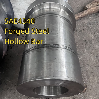 40CrNiMoA Warm gesmeed verhit gehard legeringsstaal Ronde SAE4340 Solid staven Holle staven