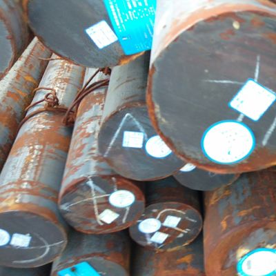 Warmgewalste en gesmeed 45CrNiMoVA legeringsstaal ronde staaf OD 190MM genormaliseerd en gegoten