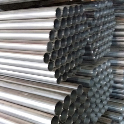 409L roestvrij staalprofiel SUH409 Gespannen stalen buis 63mm * 1,5mm * 6000mm