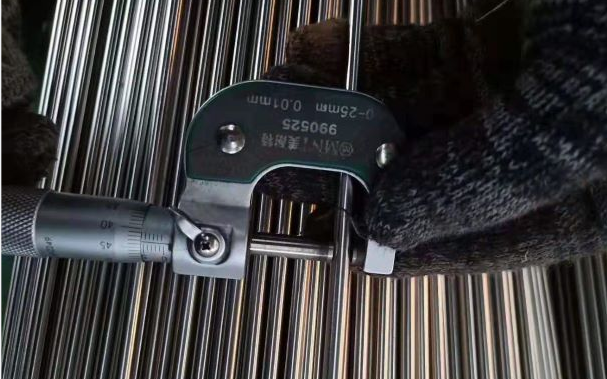 Finished product Dimensional inspection-2 34CrNiMo6+QT Legeringsstructuur Staalstaafstaaf OD 55mm 6M Lengte 8